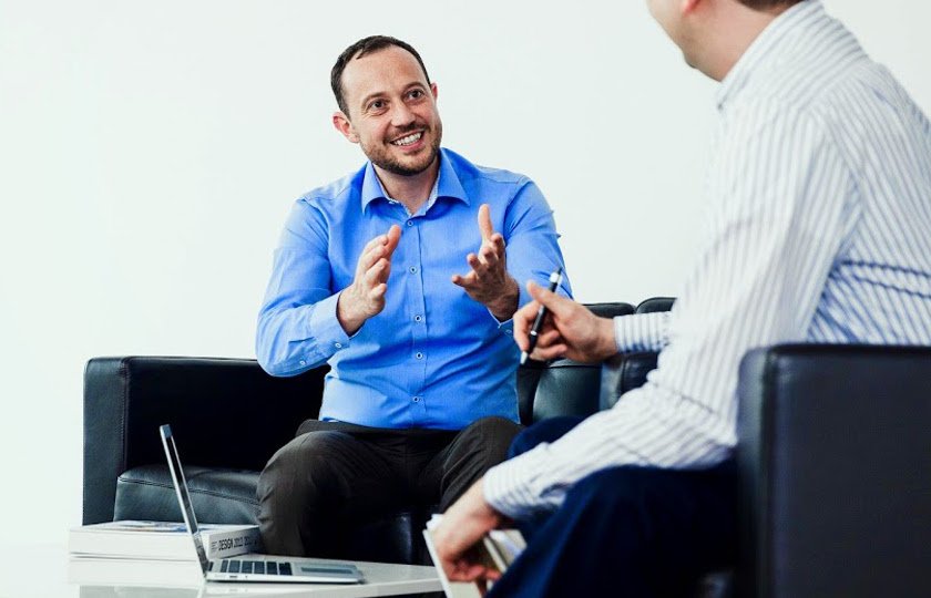 Titelmotiv - Agile Software-Entwicklung mit Servern von Host Europe - Interview mit Daniel Schwarz, einem der Geschäftsführer der lise GmbH