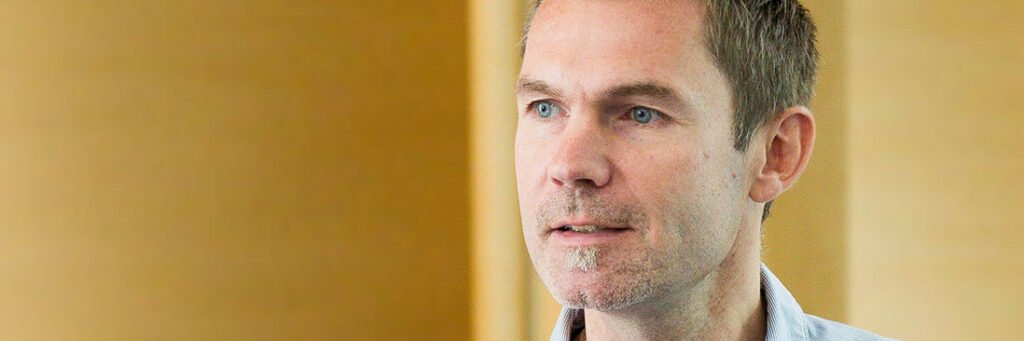Titelmotiv - Nützliche Public APIs im Überblick - Expertenbeitrag von Thilo Frotscher im Host Europe Blog