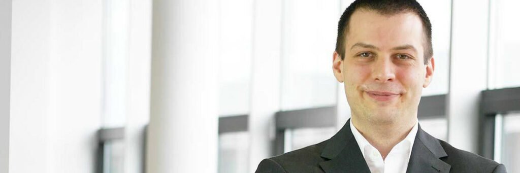 Titelmotiv - React Patterns - Expertenbeitrag von Sebastian Springer im Host Europe Blog