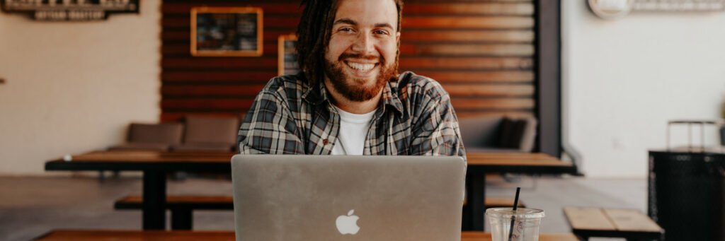 Titelmotiv - WordPress-Installation – Wie Sie Websites und Onlineshops schnell und passgenau erstellen