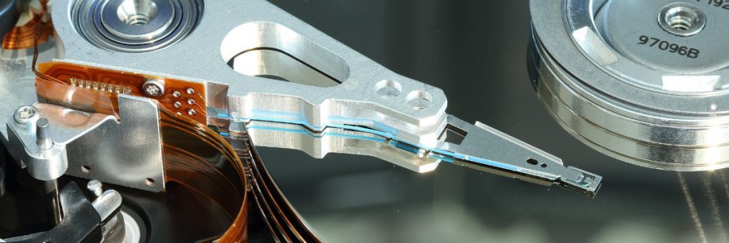 Titelmotiv - Datenbank-Management für Virtual Private Server: Der Aufwand lohnt sich