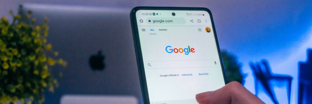 Titelmotiv - KI in der Adresszeile: Funktion und Nutzen von Google Autosuggest